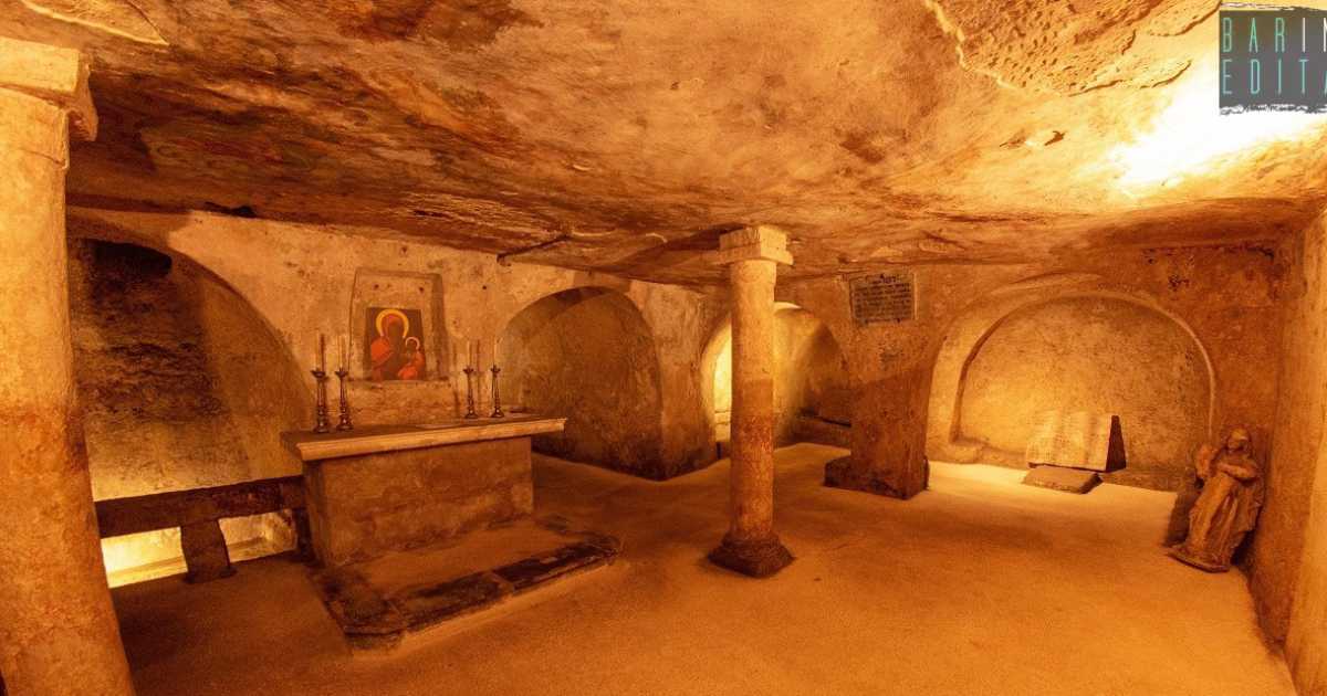 Cripte, affreschi, chiese e sepolcreti: alla scoperta dell'antica Monopoli sotterranea